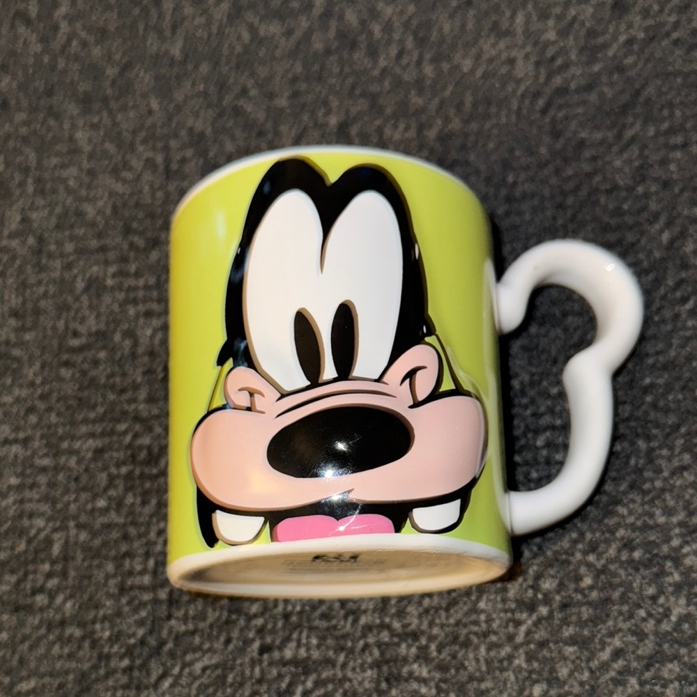 Goofy Disney Character 3D Mug with Mickey Mouse Ear Handle Cup